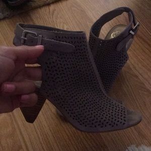 Vince Camuto like new leather booties